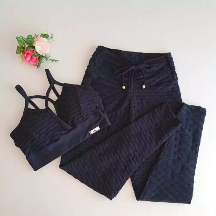 Conjunto Black Top + Legging cordão